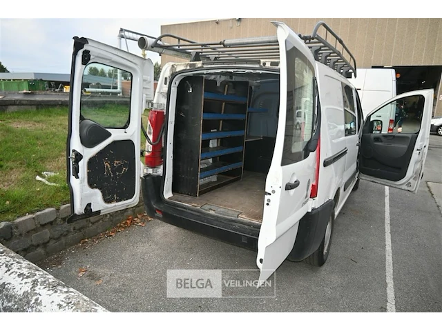 Peugeot expert lichte vrachtwagen - afbeelding 16 van  22