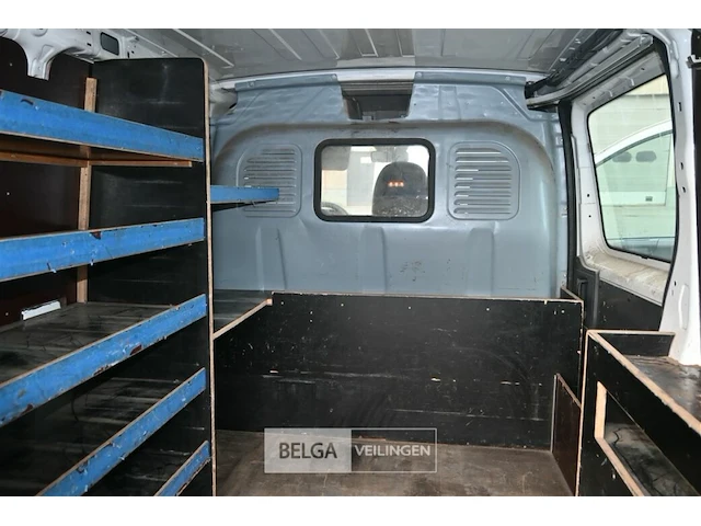 Peugeot expert lichte vrachtwagen - afbeelding 19 van  22