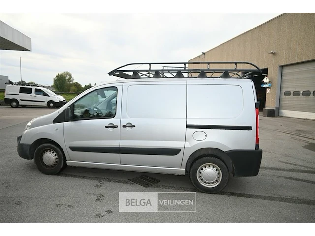 Peugeot expert lichte vrachtwagen - afbeelding 14 van  24