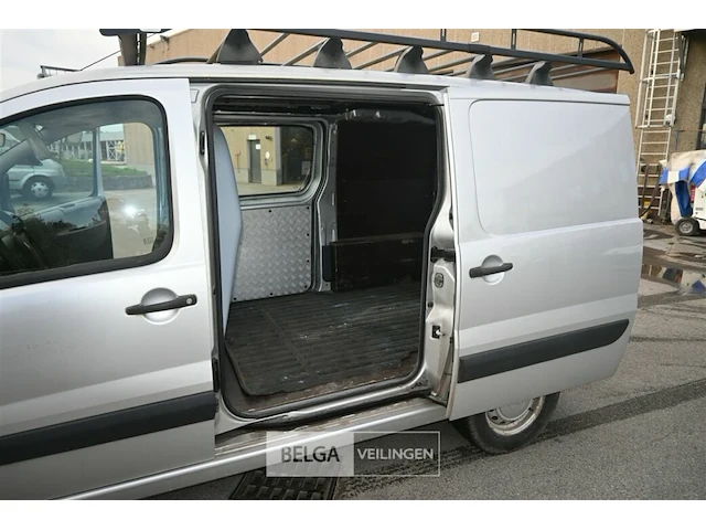 Peugeot expert lichte vrachtwagen - afbeelding 21 van  24