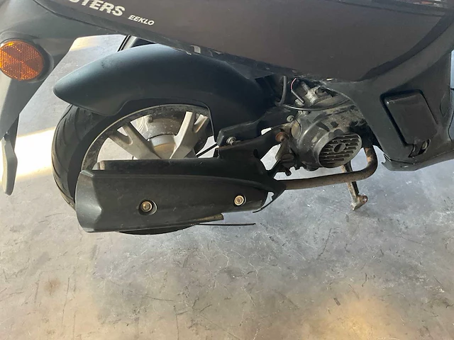 Peugeot kizby scooter - afbeelding 4 van  7