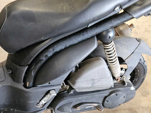 Peugeot ludix 50 'snake' (project-basis) - afbeelding 20 van  22