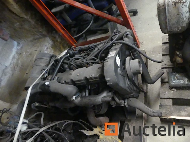 Peugeot motor voor machine - afbeelding 1 van  2