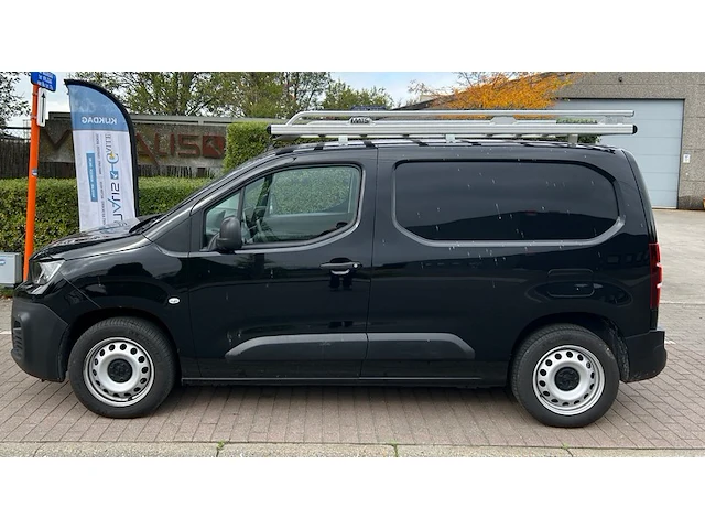 Peugeot partner 26.683 km !!!! - afbeelding 1 van  32