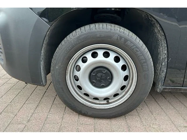 Peugeot partner 26.683 km !!!! - afbeelding 15 van  32