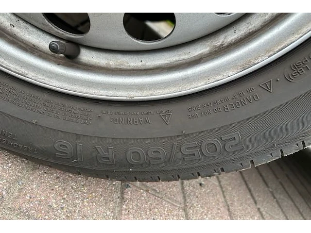 Peugeot partner 26.683 km !!!! - afbeelding 18 van  32