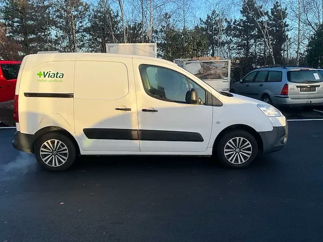 Peugeot partner bedrijfswagen - afbeelding 22 van  27