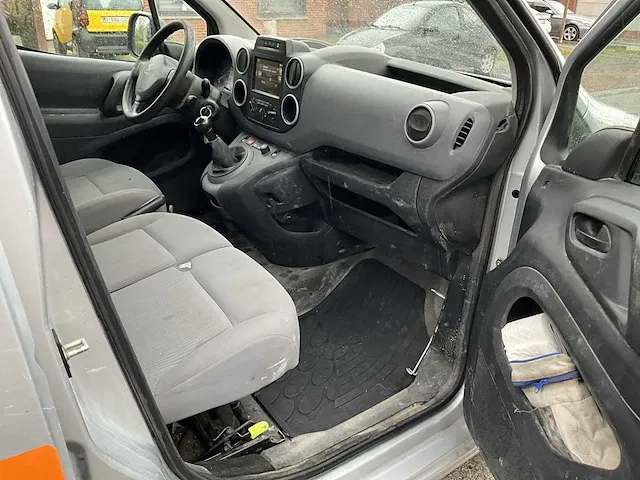 Peugeot partner bedrijfswagen - afbeelding 8 van  25