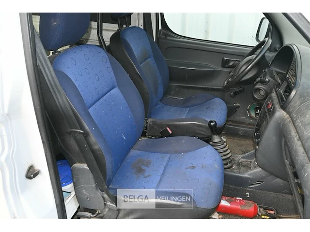 Peugeot partner lichte vrachtwagen - afbeelding 6 van  15