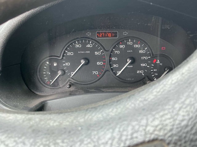 Peugeot partner personenauto - afbeelding 8 van  10