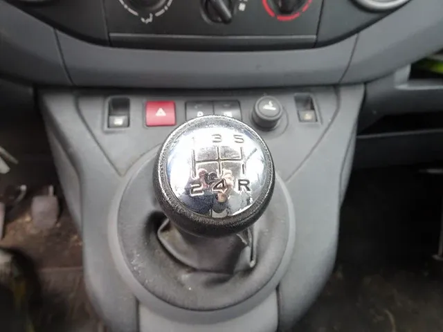 Peugeot partner - afbeelding 13 van  13