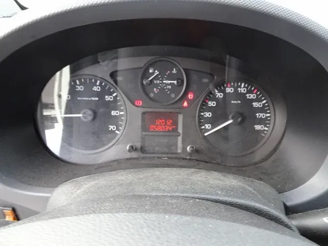 Peugeot partner - afbeelding 11 van  13