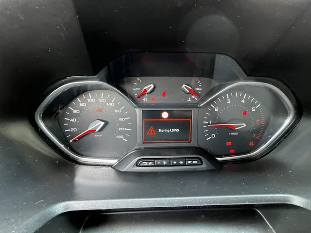 Peugeot rifter swb 1.5 bluehdi standard allure s&s 102, 2019 - afbeelding 8 van  33