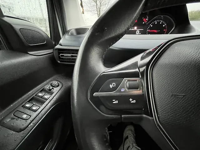 Peugeot rifter,2020 - afbeelding 18 van  27
