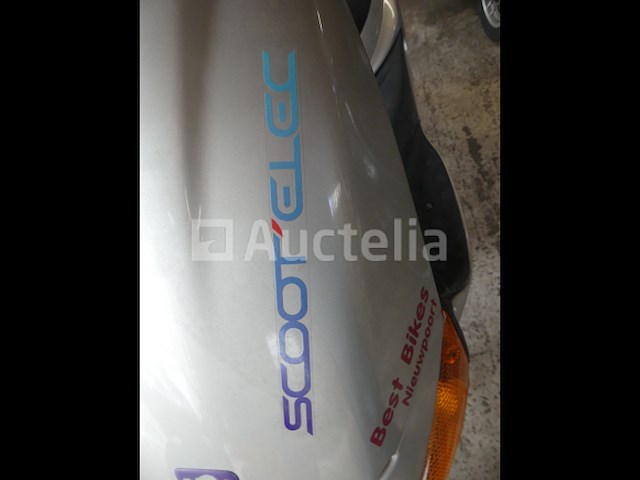 Peugeot scoot'elec elektrische scooter - afbeelding 8 van  11