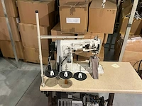 Pfaff 2naalds zuilmachine, drievoudig transport met draadafsnijder type 1296 - afbeelding 2 van  8
