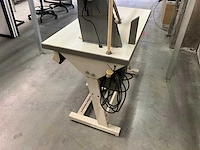 Pfaff 2naalds zuilmachine, drievoudig transport met draadafsnijder type 1296 - afbeelding 8 van  9