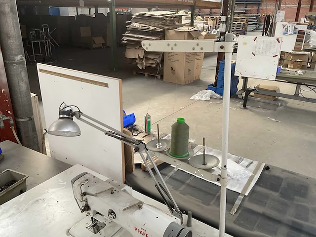 Pfaff 481-g industriële naaimachine - afbeelding 4 van  6