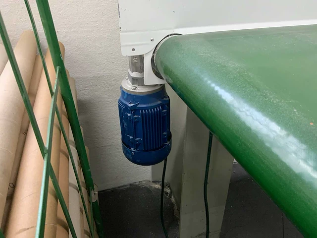 Pfaff tafel met transportband na te zien - afbeelding 5 van  6