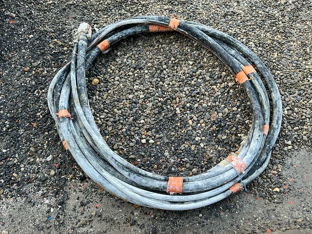 Pft g4 spuitgietmachine - afbeelding 10 van  20