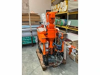 Pft g4 spuitgietmachine - afbeelding 12 van  20