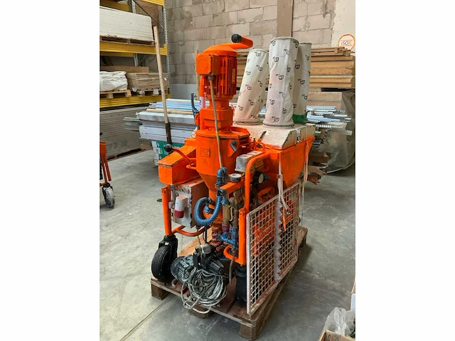 Pft g4 spuitgietmachine - afbeelding 14 van  20