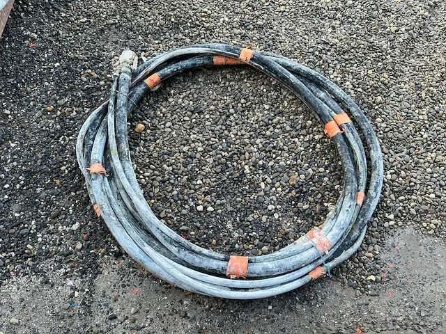 Pft g4 spuitgietmachine - afbeelding 6 van  15
