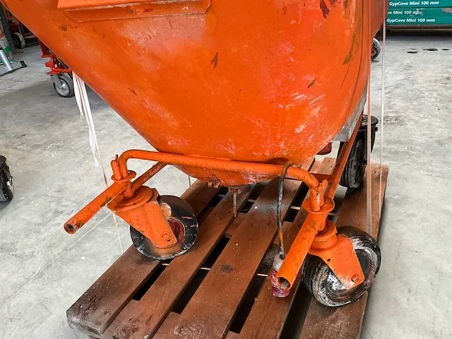 Pft g4 spuitgietmachine - afbeelding 9 van  22