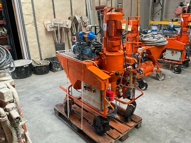 Pft g4 spuitgietmachine - afbeelding 1 van  22