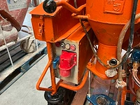 Pft g4 spuitgietmachine - afbeelding 21 van  22