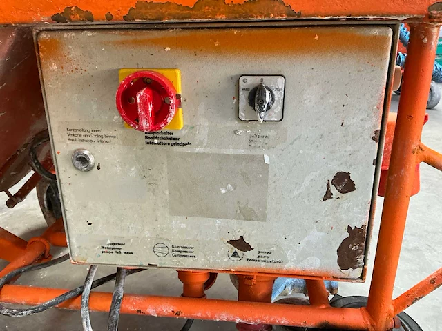 Pft g4 spuitgietmachine - afbeelding 7 van  20