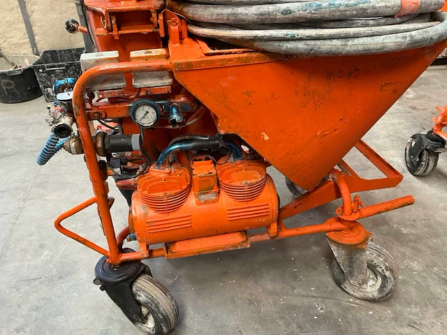 Pft g4 spuitgietmachine - afbeelding 8 van  20
