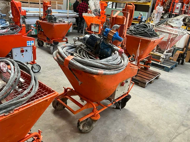 Pft g4 spuitgietmachine - afbeelding 14 van  20