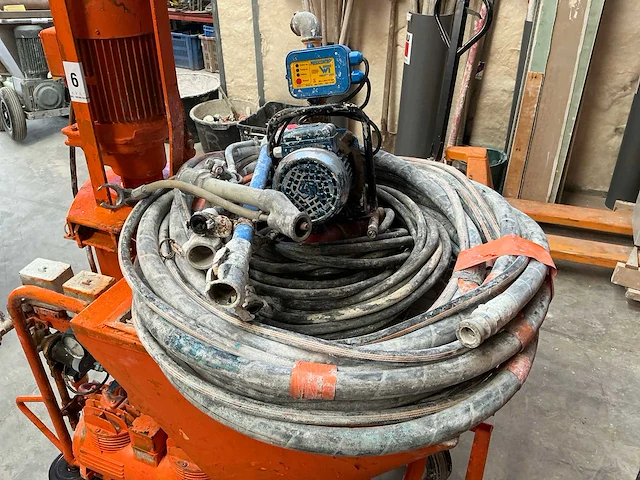 Pft g4 spuitgietmachine - afbeelding 16 van  20