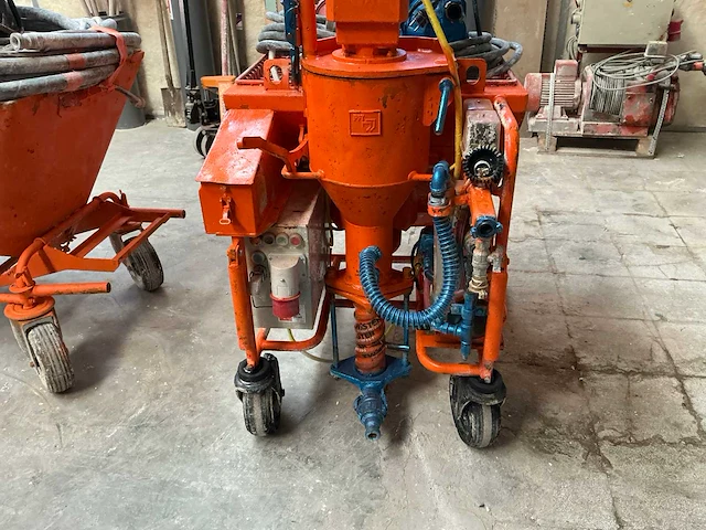 Pft g4 spuitgietmachine - afbeelding 6 van  24