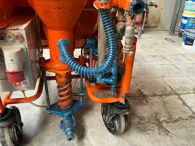 Pft g4 spuitgietmachine - afbeelding 8 van  24