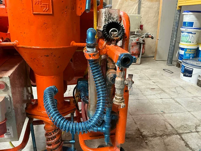Pft g4 spuitgietmachine - afbeelding 9 van  24