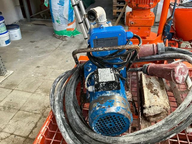 Pft g4 spuitgietmachine - afbeelding 21 van  24