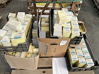 Pgb fasteners grote partij diverse bevestigingsmateriaal - afbeelding 3 van  9