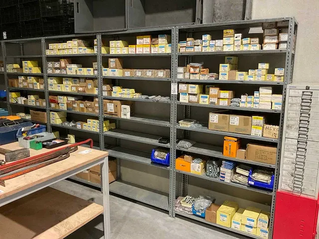 Pgb grote partij bevestigingsmateriaal - afbeelding 1 van  11