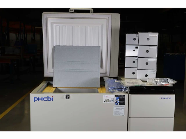 Phcbi mdf-1156-pe cryogenic ult freezer -152 - afbeelding 3 van  6