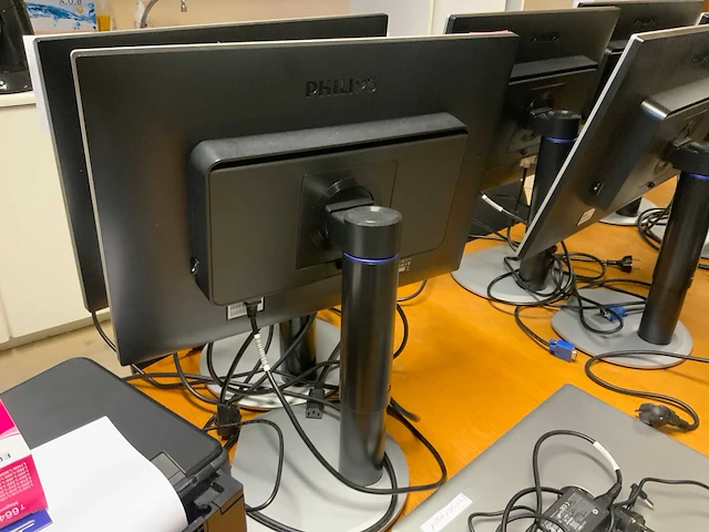 Philips brillance 220b computerschermen (2x) - afbeelding 2 van  2