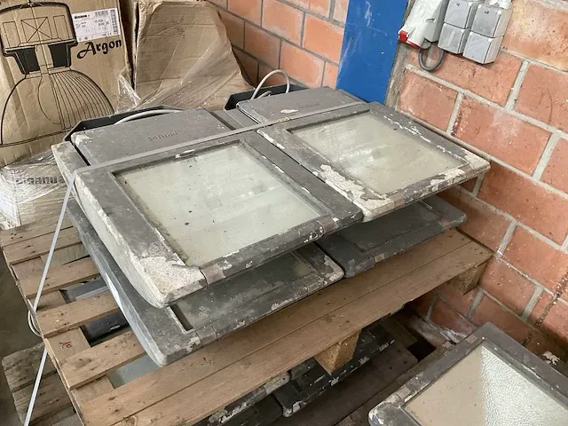 Philips buitenverlichting (4x) - afbeelding 2 van  3