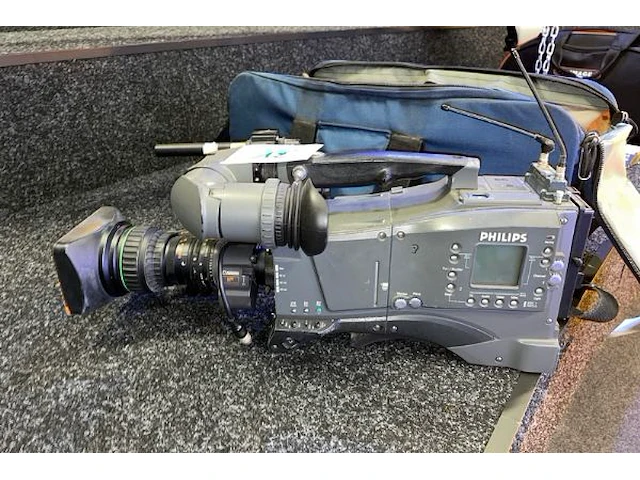 Philips camera + canon lens - afbeelding 2 van  6