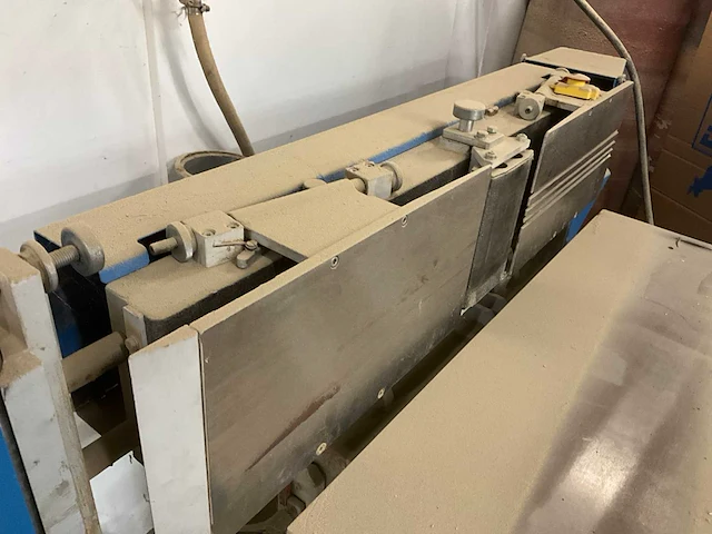 Philips constant bandschuurmachine - afbeelding 4 van  10