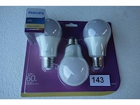 Philips led bulb a60/e27/8.5 w (10x) - afbeelding 1 van  3