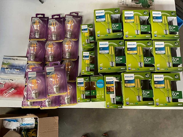 Philips partij diverse lichtbronnen - afbeelding 1 van  7