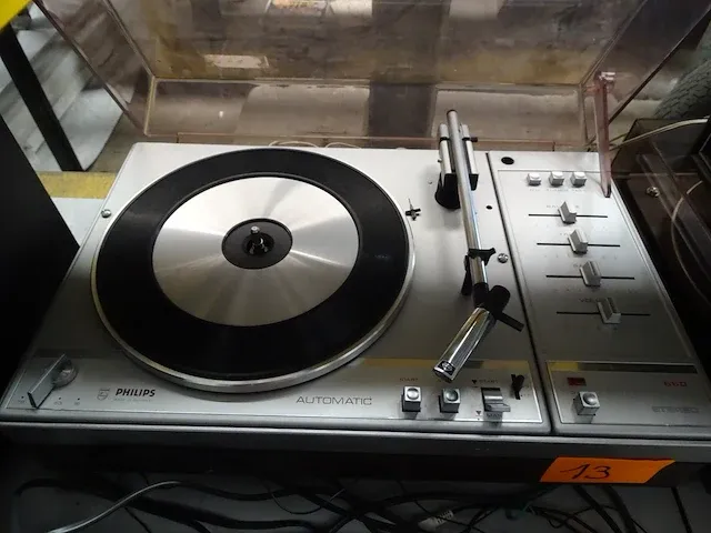Philips platenspeler - afbeelding 1 van  3