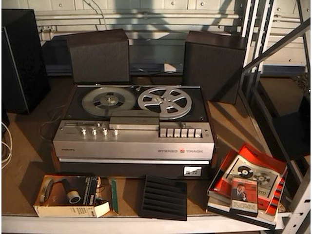 Philips stereo 4 track - afbeelding 1 van  3