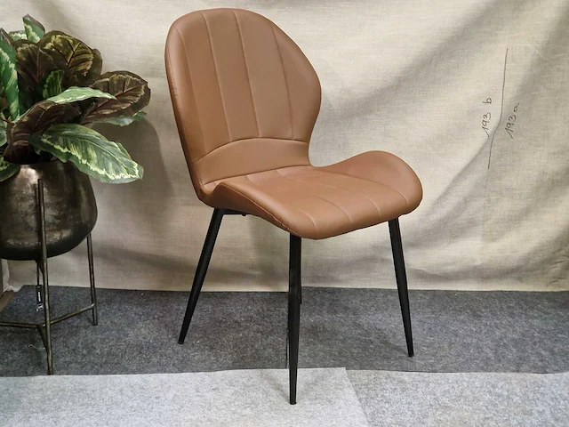 Phoenix brown pu - dining chair (4x) - afbeelding 1 van  7